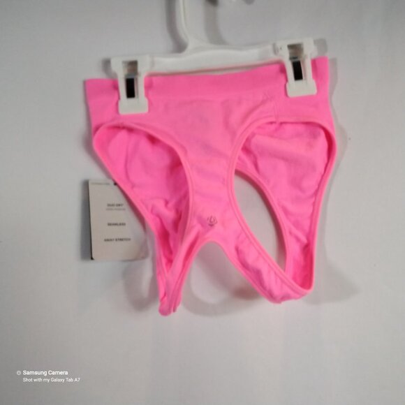 Champion C9 Girls' Seamless Racerback Sports Bra - L (10-12) Pink or Black NWT - Picture 2 of 10